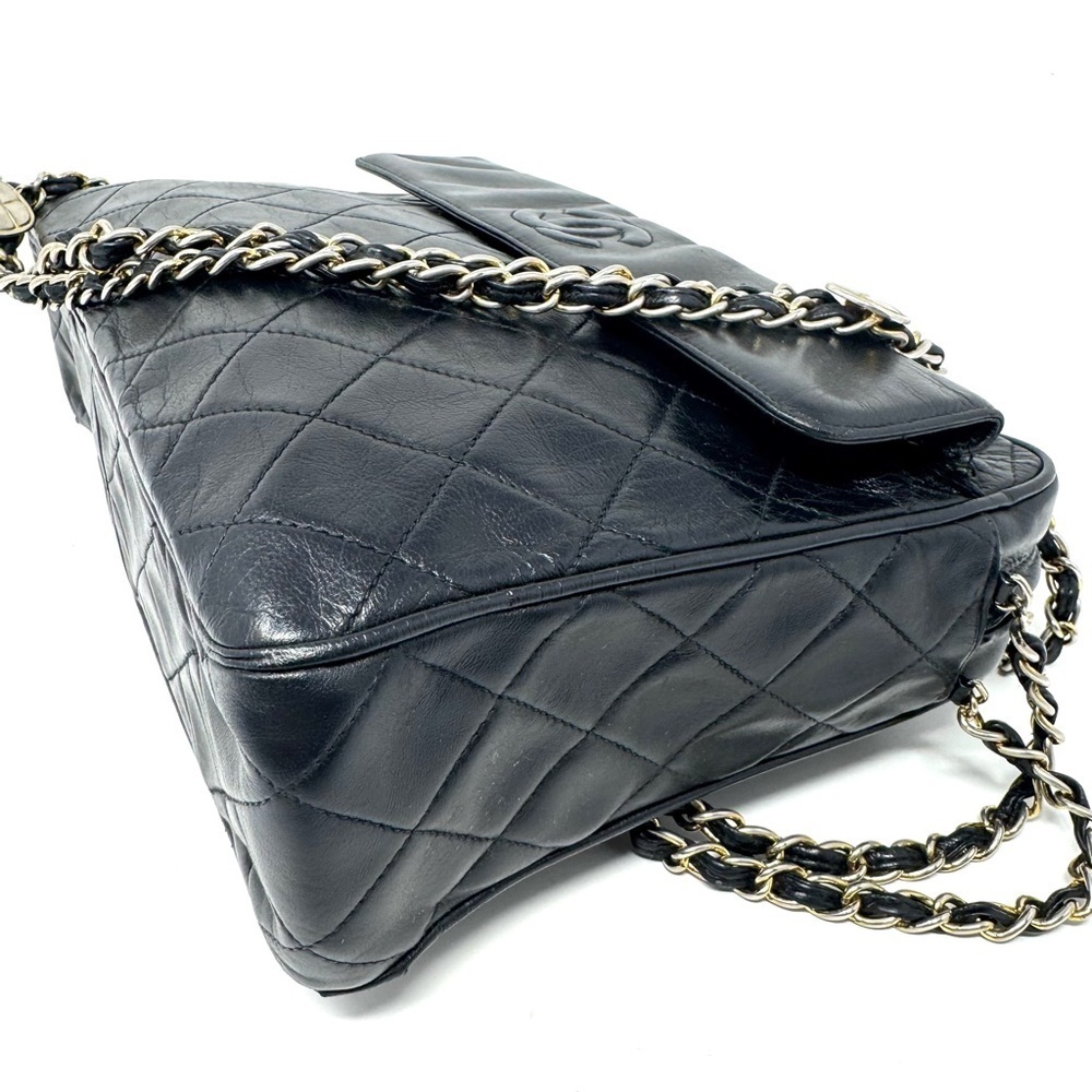 Chanel Vintage Black Quilted Camera Crossbody Bag –Quilted Caviar, Gold Hardware - Picture 5 of 15